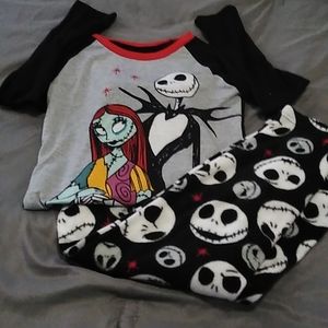 Girls Nightmare Before Christmas Pajamas.